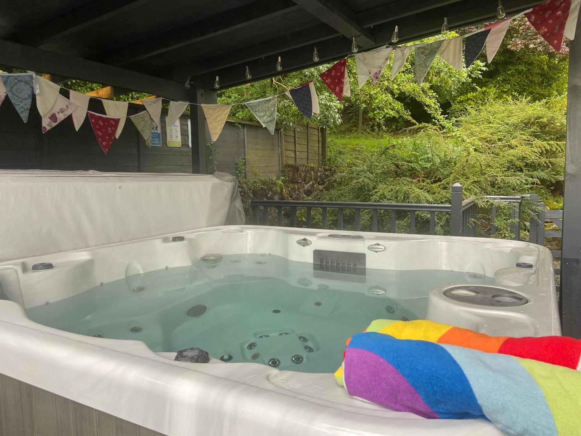 Carreg Y Garth Isaf - Hot Tub Nr Zip World Villa Bangor  Eksteriør bilde
