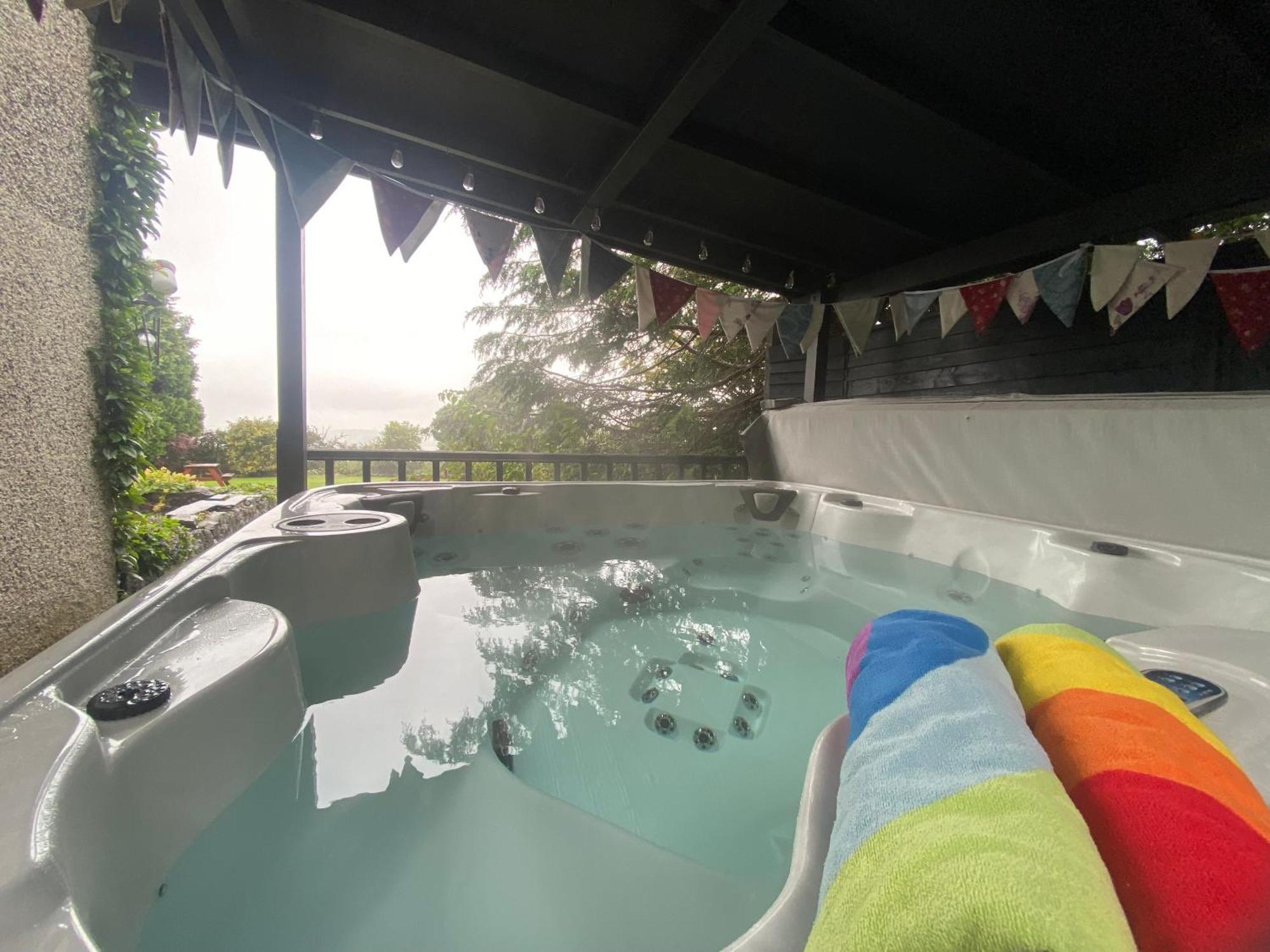Carreg Y Garth Isaf - Hot Tub Nr Zip World Villa Bangor  Eksteriør bilde